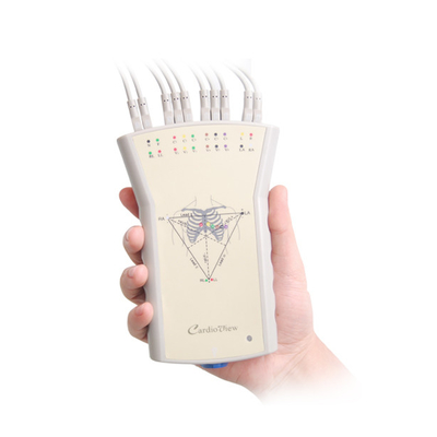 Grey Plastic Recorder portatile con VIP Simultenaous 12 conduce la macchina tenuta in mano di ECG